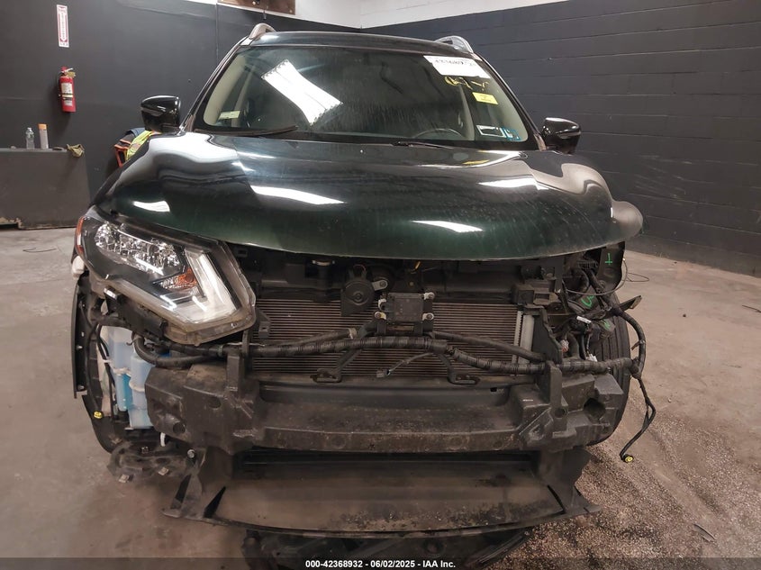 2018 NISSAN ROGUE VIN: 5N1AT2MVXJC839209
