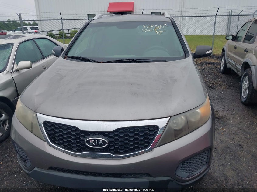 2011 KIA SORENTO VIN: 5XYKT4A20BG066746
