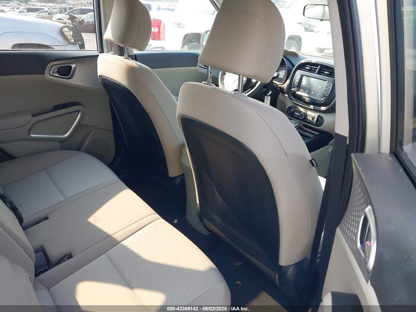 2020 KIA SOUL VIN: KNDJ23AU7L7036202