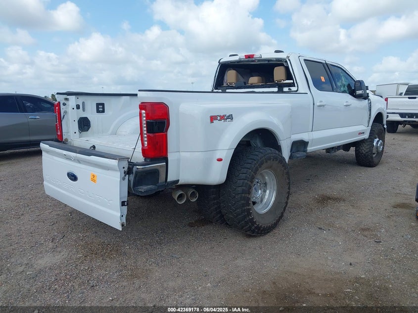 1FT8W3DM8RED78437 2024 FORD F350 photo no. 4