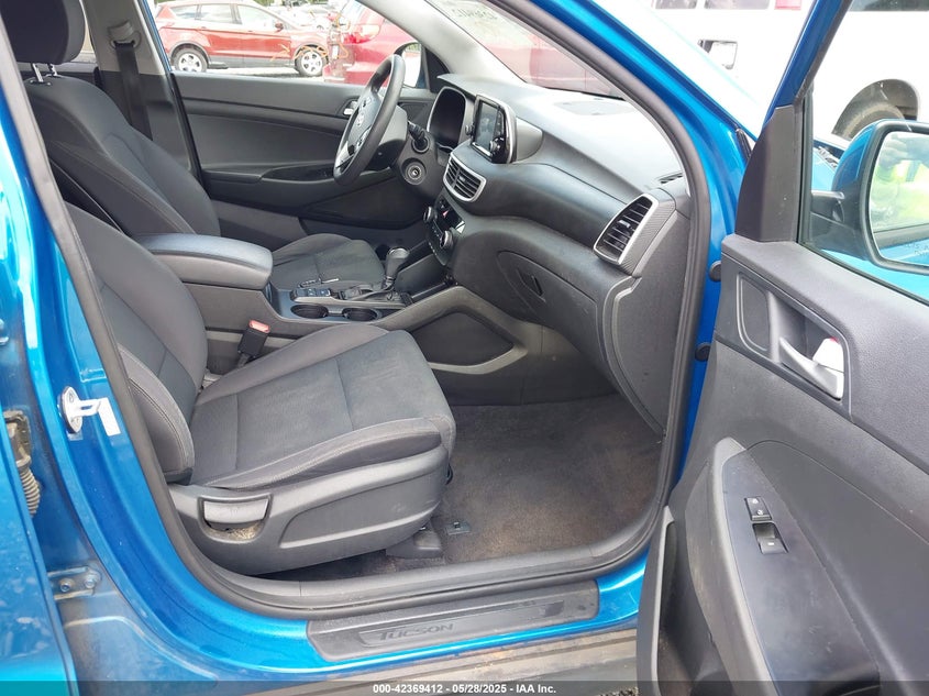 2019 HYUNDAI TUCSON VIN: KM8J23A45KU927522