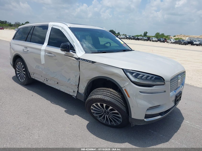 Vin: 5lm5j7wc9ngl01600, lot: 42861938, lincoln aviator reserve 2022 img_1
