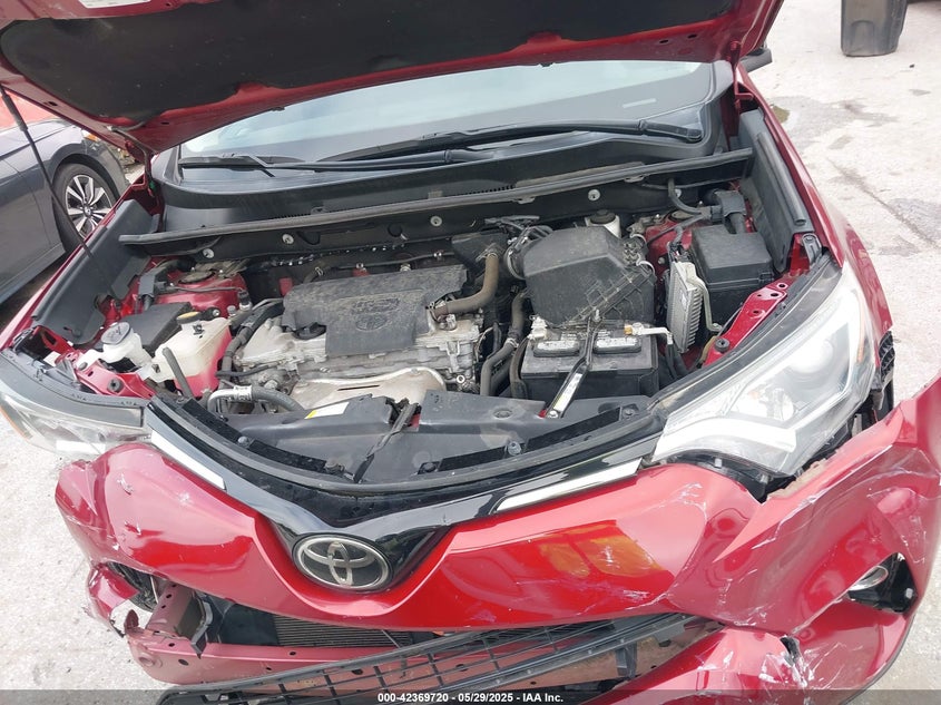 2018 TOYOTA RAV4 VIN: 2T3RFREV2JW839921