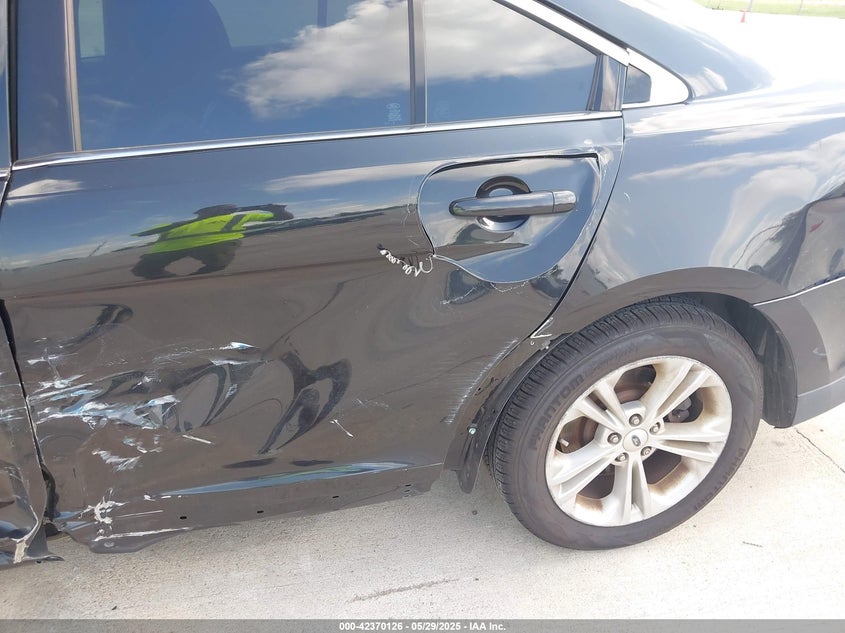 2014 FORD TAURUS VIN: 1FAHP2E8XEG137394