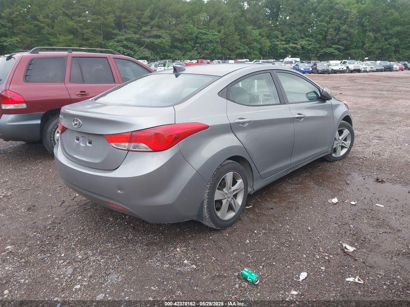 2012 HYUNDAI ELANTRA VIN: KMHDH4AE5CU379579