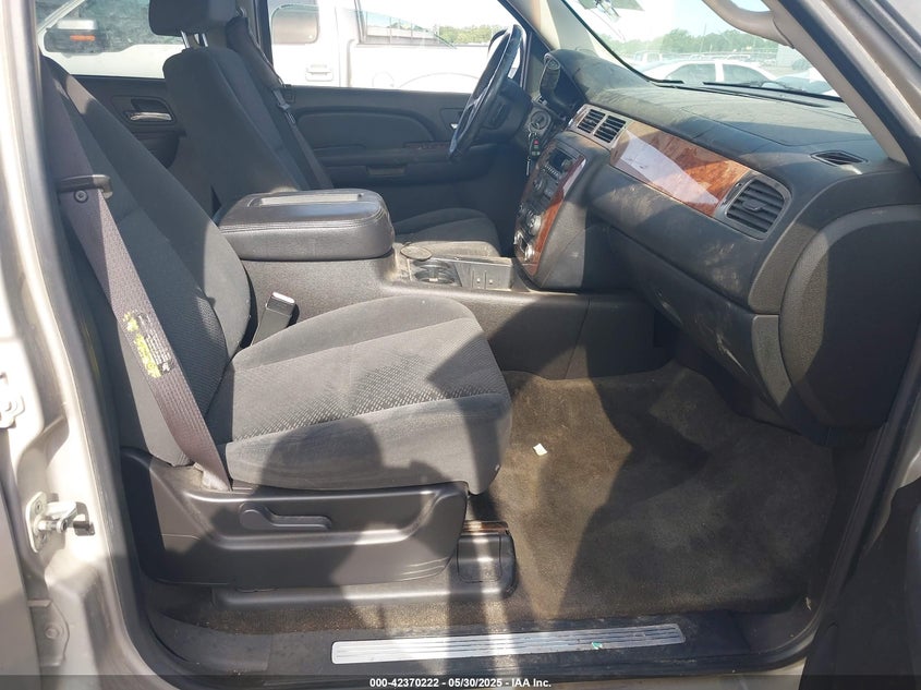 2007 CHEVROLET TAHOE VIN: 1GNFK13087R165703