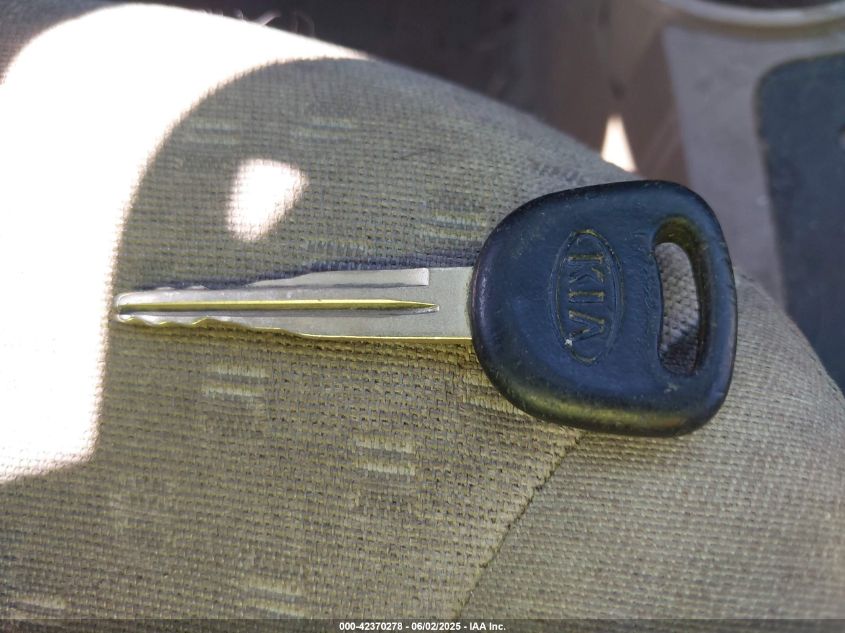 2004 Kia Rio VIN: KNADC125746301971 Lot: 42370278