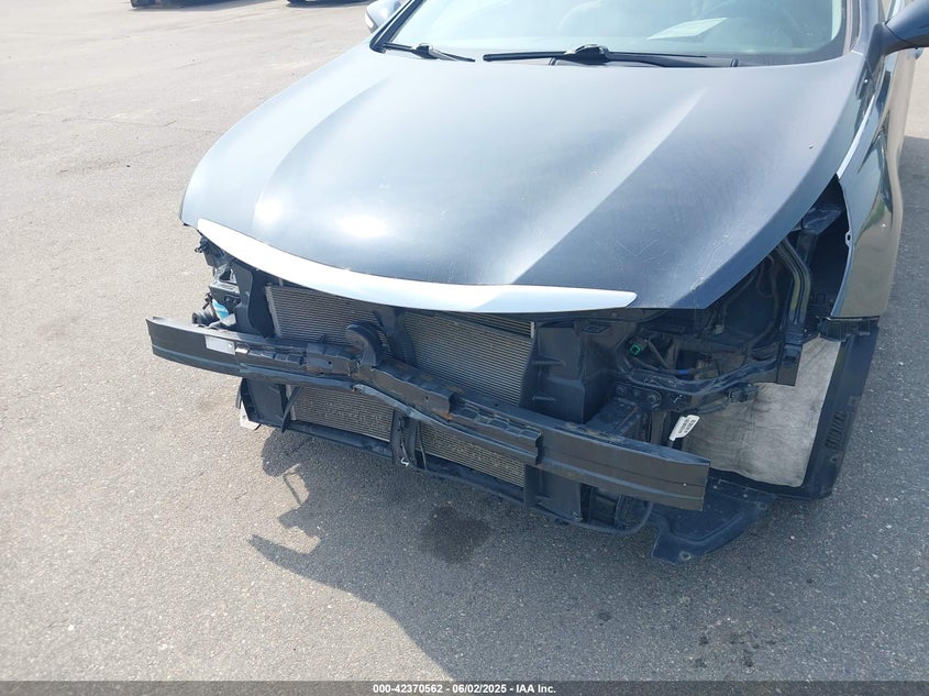 2014 HYUNDAI SONATA VIN: 5NPEB4AC5EH936674