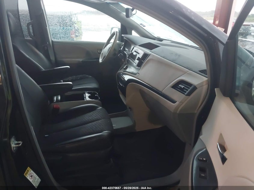 2014 TOYOTA SIENNA VIN: 5TDXK3DC5ES456630