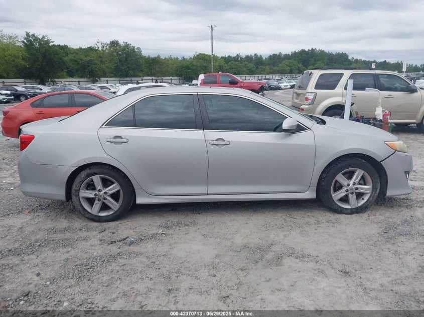 2014 TOYOTA CAMRY SE - 4T1BF1FK3EU337778
