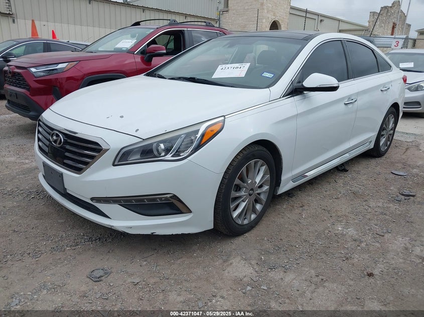 2015 HYUNDAI SONATA VIN: 5NPE34AF3FH020942
