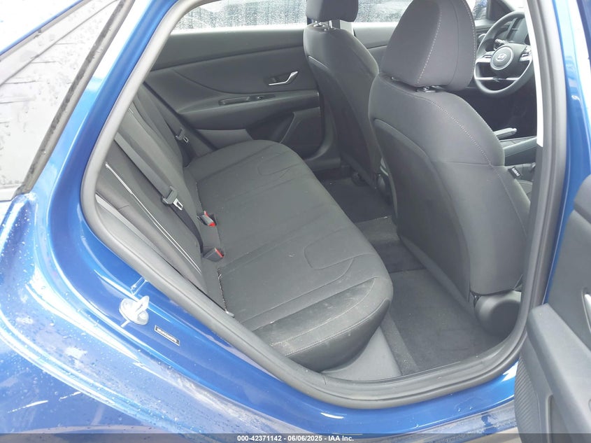 2021 HYUNDAI ELANTRA SEL - 5NPLM4AG5MH037946