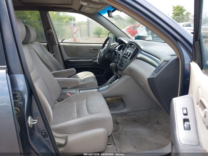 JTEGF21A730109345 2003 TOYOTA HIGHLANDER photo no. 5