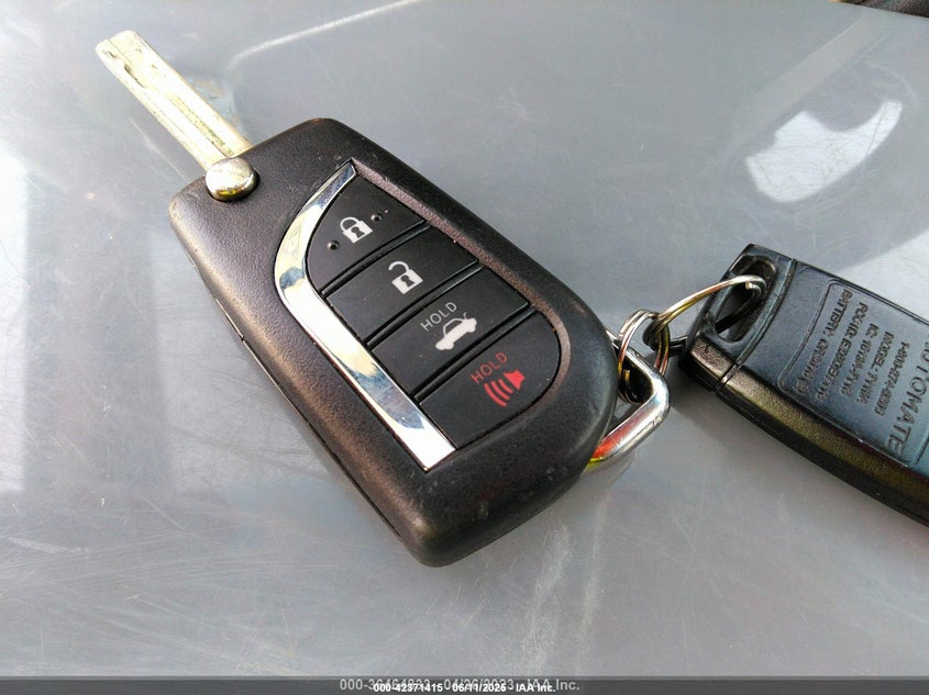 2018 TOYOTA CAMRY SE - 4T1B11HK0JU044734