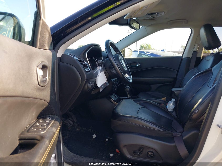 2020 JEEP COMPASS VIN: 3C4NJCCB2LT114607