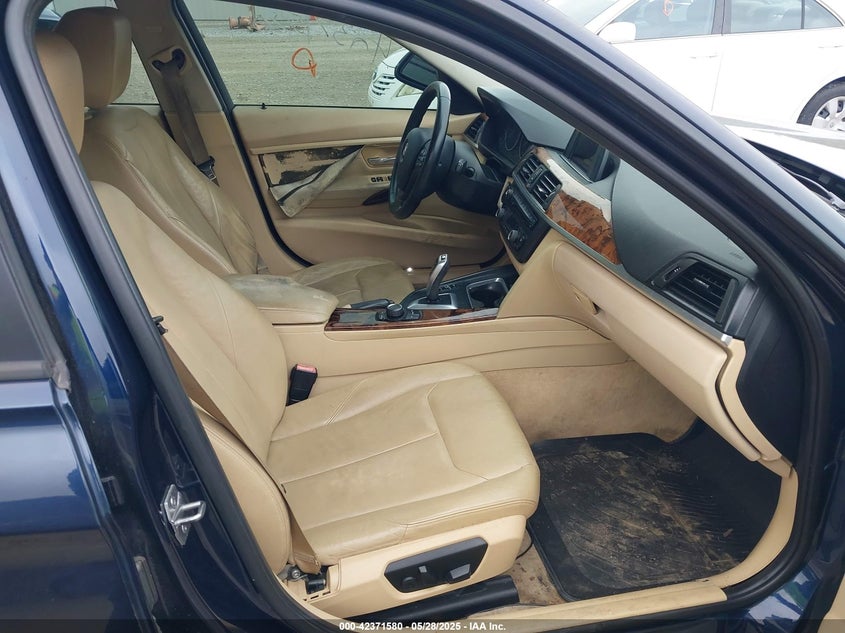 2013 BMW 328I VIN: WBA3A5C54DF355588