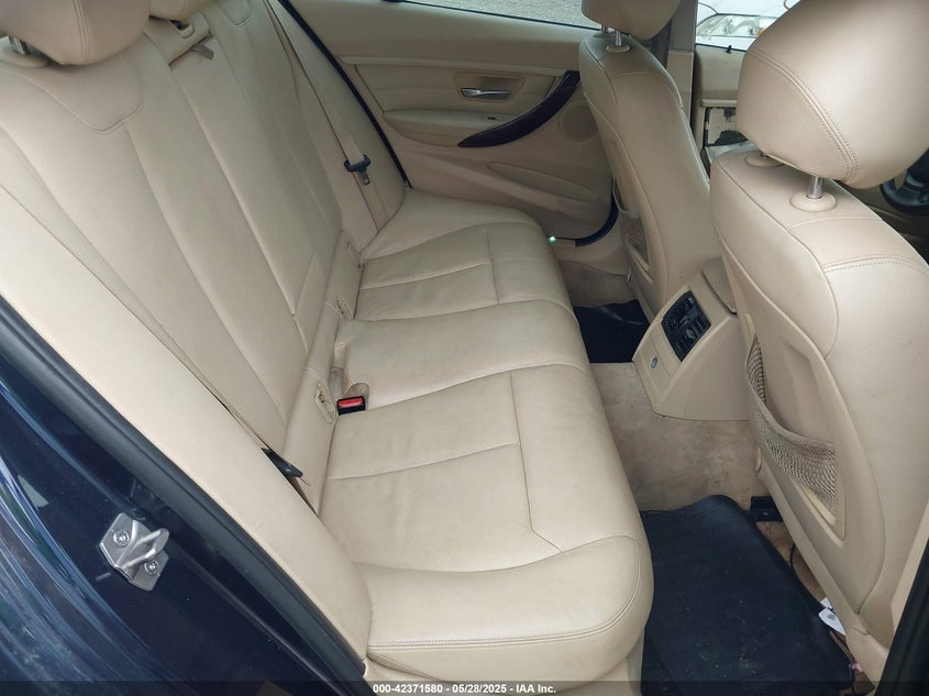 2013 BMW 328I VIN: WBA3A5C54DF355588