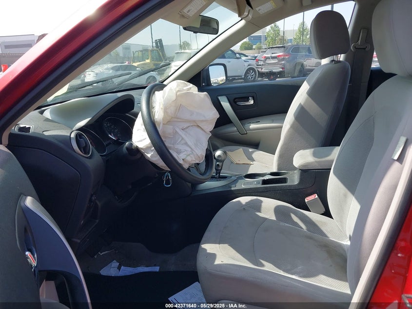 2014 NISSAN ROGUE SELECT S - JN8AS5MT5EW625079