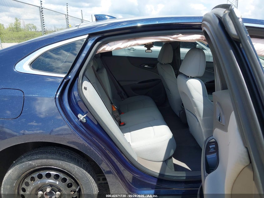 2016 CHEVROLET MALIBU 1LT - 1G1ZE5ST3GF245338