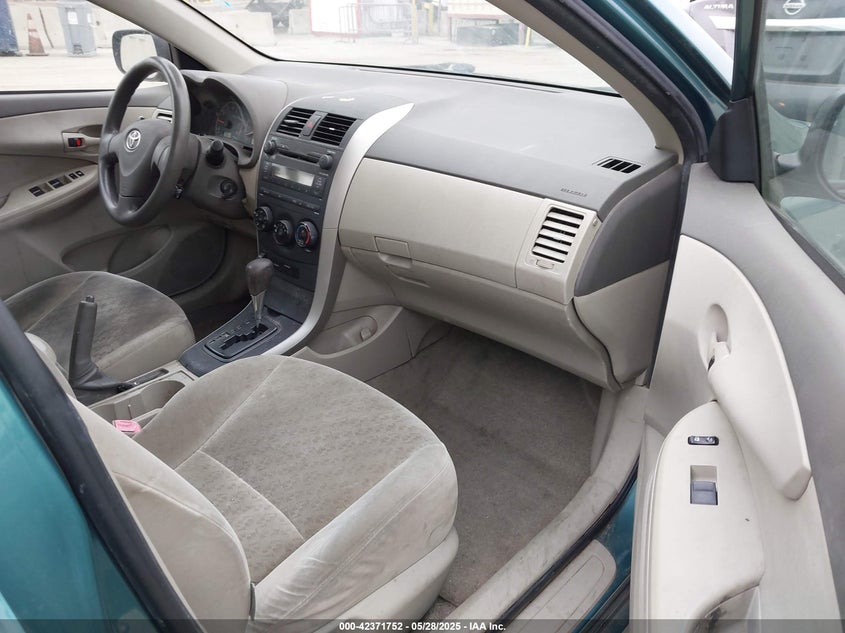 2009 TOYOTA COROLLA VIN: JTDBL40E09J033073