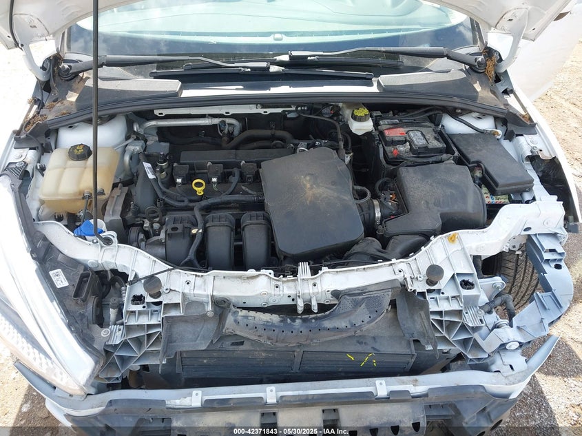 VIN 1FADP3F21JL224004 2018 FORD FOCUS SE