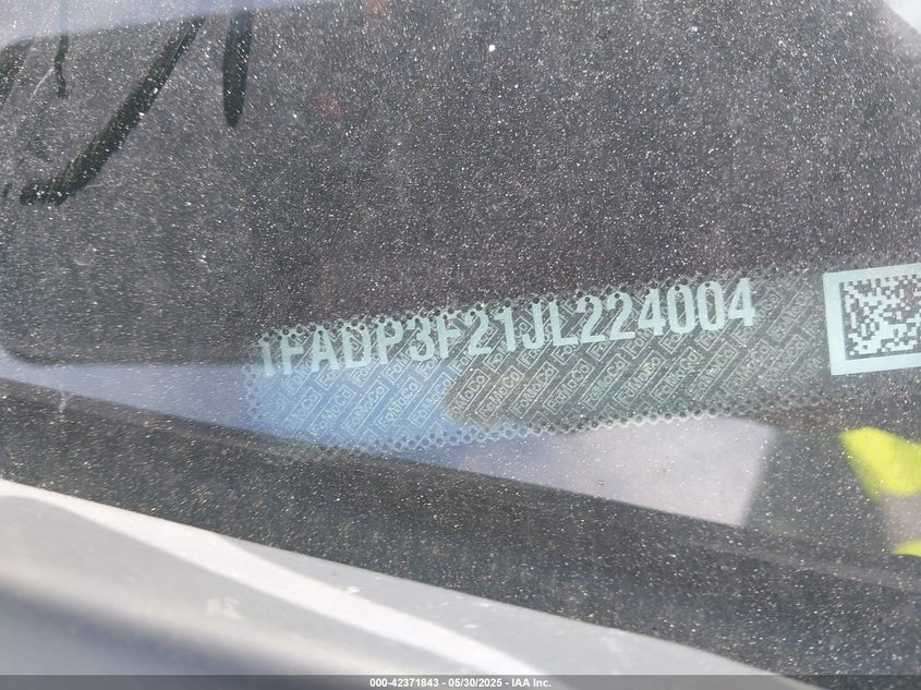 VIN 1FADP3F21JL224004 2018 FORD FOCUS SE