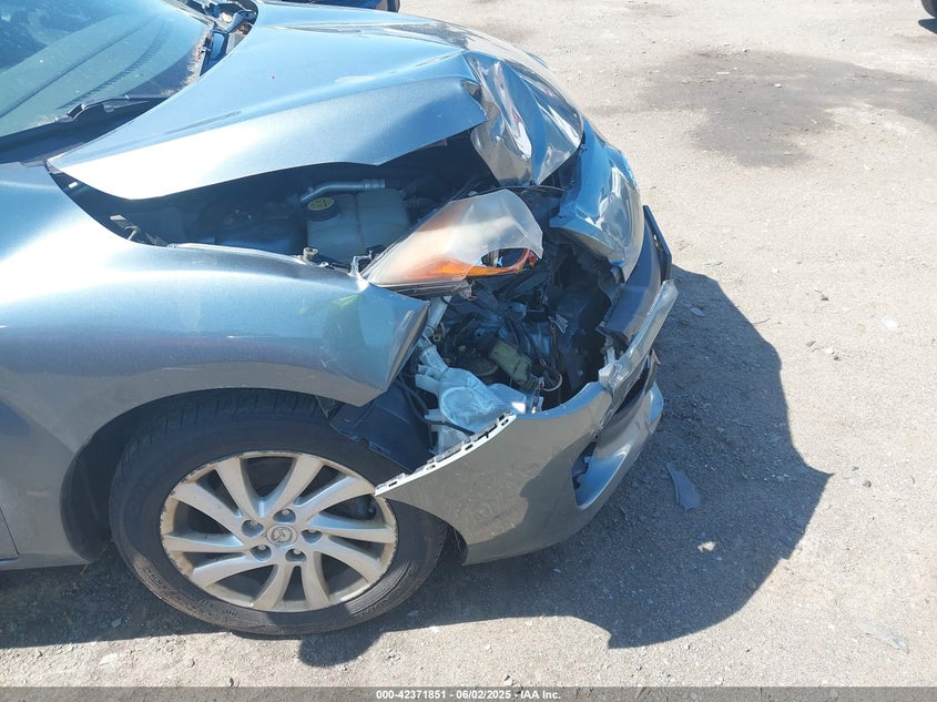 2012 MAZDA MAZDA3 VIN: JM1BL1M87C1661500