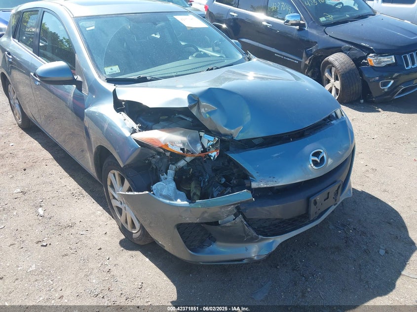 2012 MAZDA MAZDA3 VIN: JM1BL1M87C1661500