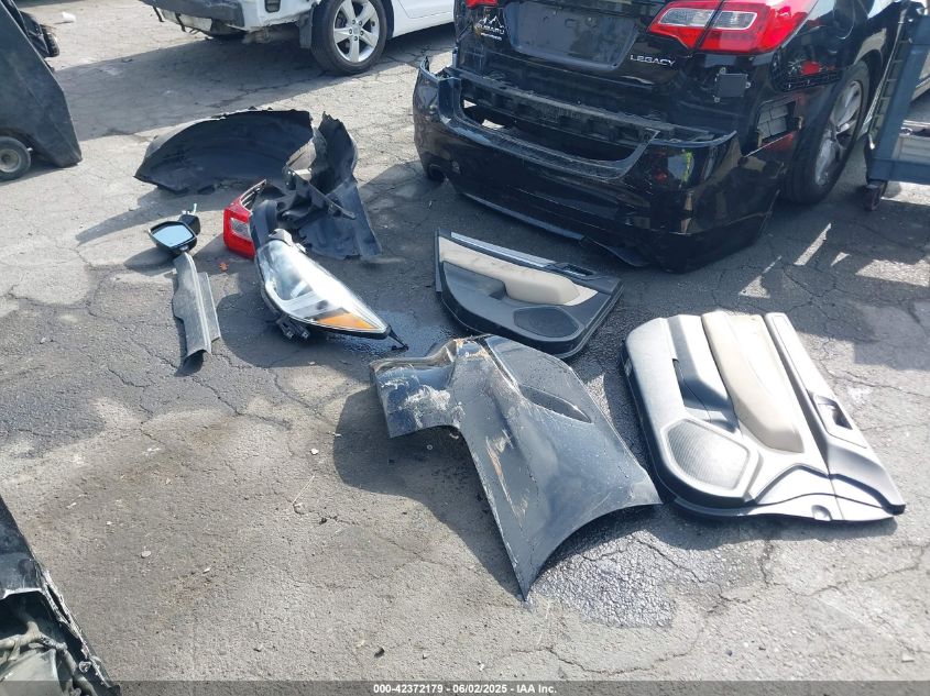 2015 Subaru Legacy 2.5I Premium VIN: 4S3BNAF62F3061529 Lot: 42372179