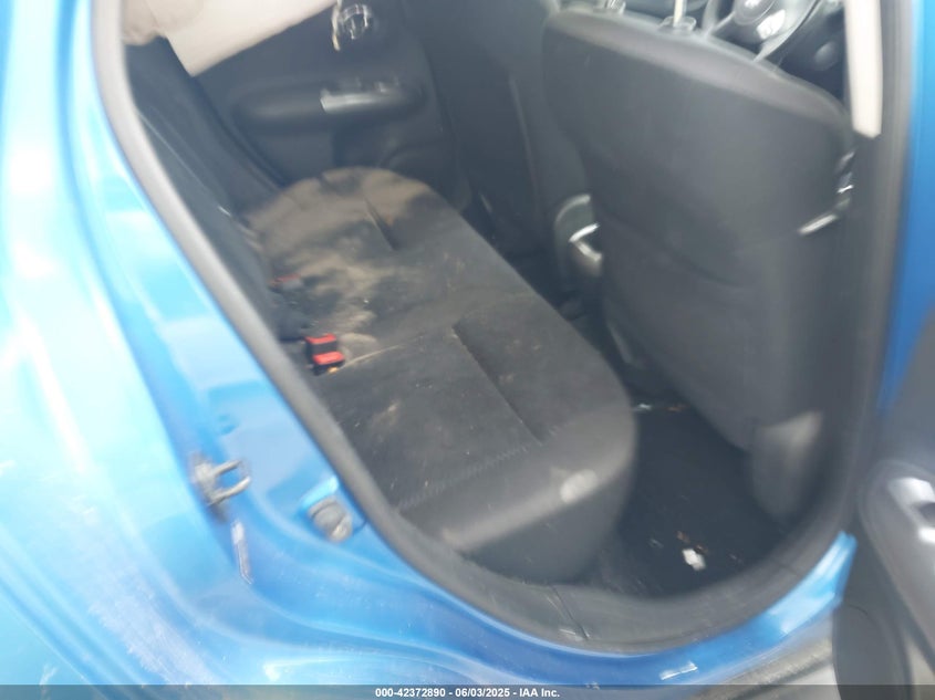 2011 NISSAN JUKE VIN: JN8AF5MV4BT007268
