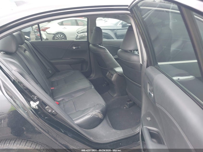2015 HONDA ACCORD HYBRID VIN: 1HGCR6F59FA006795