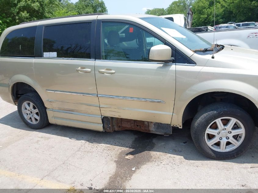 2011 Chrysler Town & Country Touring VIN: 2A4RR5DG5BR615308 Lot: 42372990