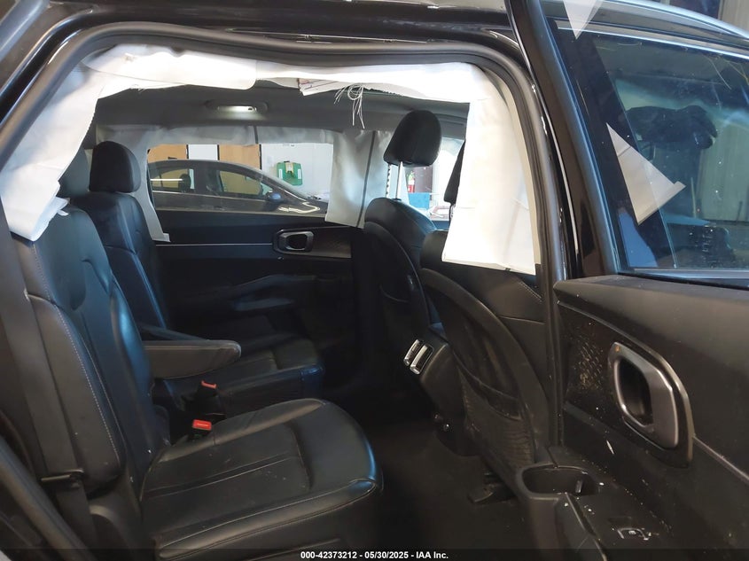 2021 KIA SORENTO VIN: KNDRH4LG3M5018873