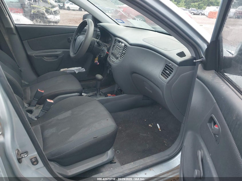 2006 KIA RIO VIN: KNADE123366174616