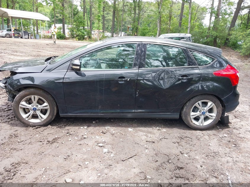 2014 FORD FOCUS SE - 1FADP3K20EL229223