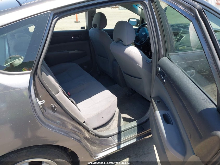 2007 TOYOTA PRIUS VIN: JTDKB20U773247820