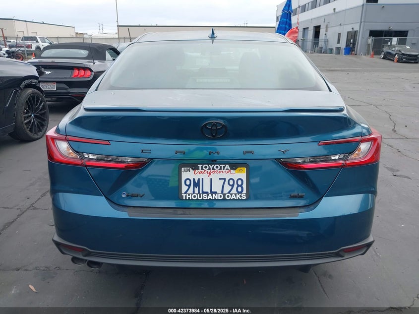 2025 TOYOTA CAMRY SE - 4T1DAACK0SU007877