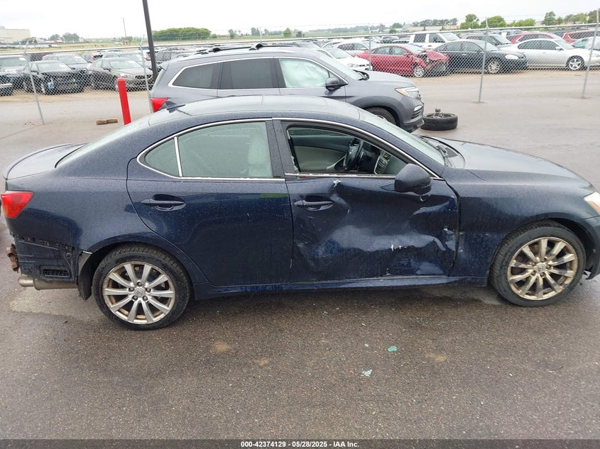2007 LEXUS IS 250 VIN: JTHCK262875008113