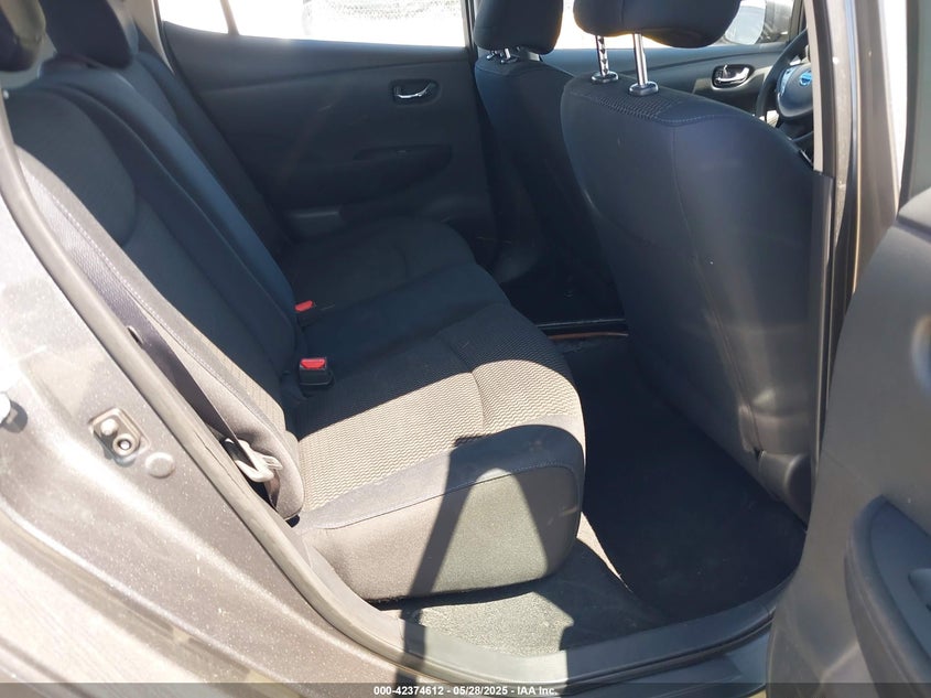 2016 NISSAN LEAF VIN: 1N4BZ0CPXGC315216
