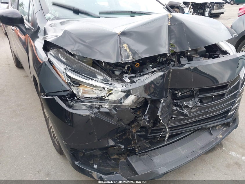 2025 NISSAN VERSA VIN: 3N1CN8EV5SL818284
