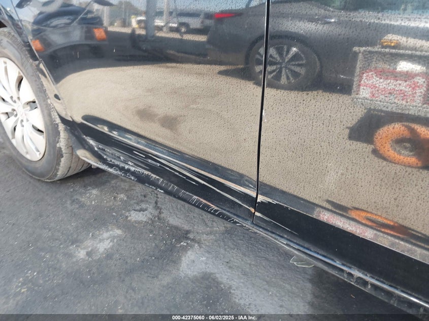 2010 HONDA ACCORD VIN: 1HGCP2F31AA071047