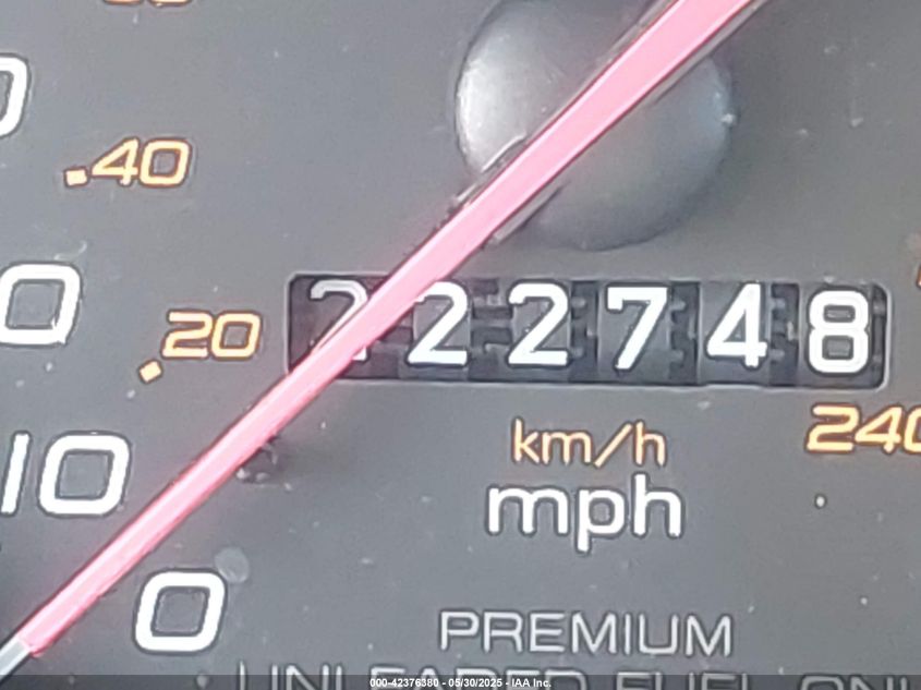 1998 Honda Prelude VIN: JHMBB6242WC010749 Lot: 42376380