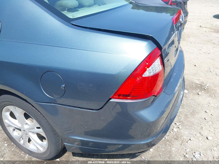 2012 FORD FUSION VIN: 3FAHP0HA4CR209490
