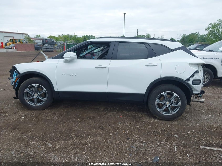 2024 CHEVROLET BLAZER VIN: 3GNKBJR49RS175777