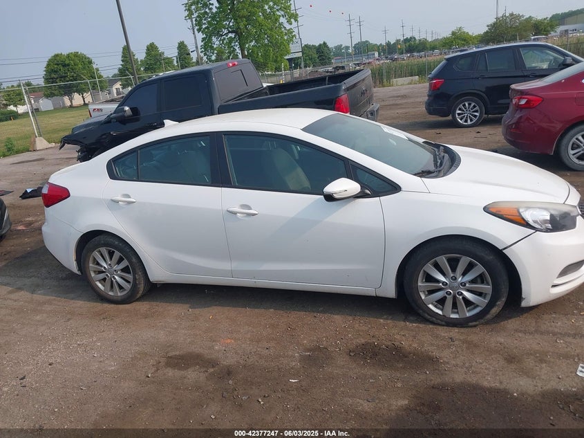 2015 KIA FORTE LX - KNAFX4A61F5399395
