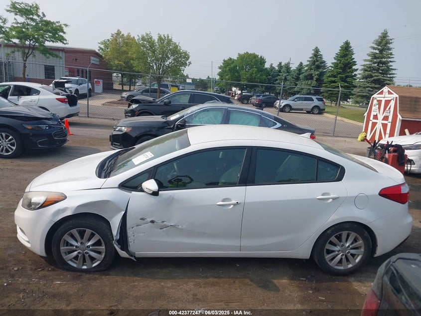 2015 KIA FORTE LX - KNAFX4A61F5399395