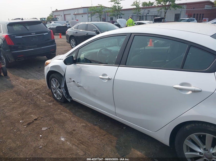 2015 KIA FORTE LX - KNAFX4A61F5399395