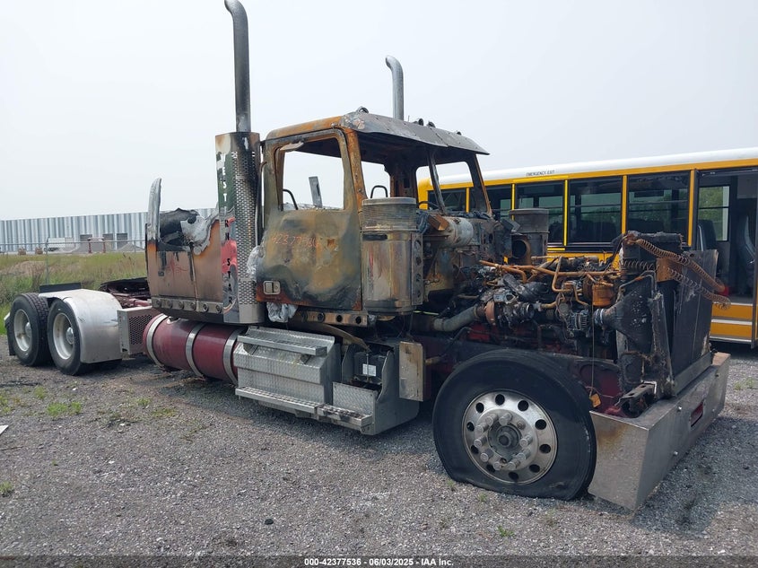 2021 WESTERN STAR 4900 EX  (VIN: 5KJJABFG1MPML6650)