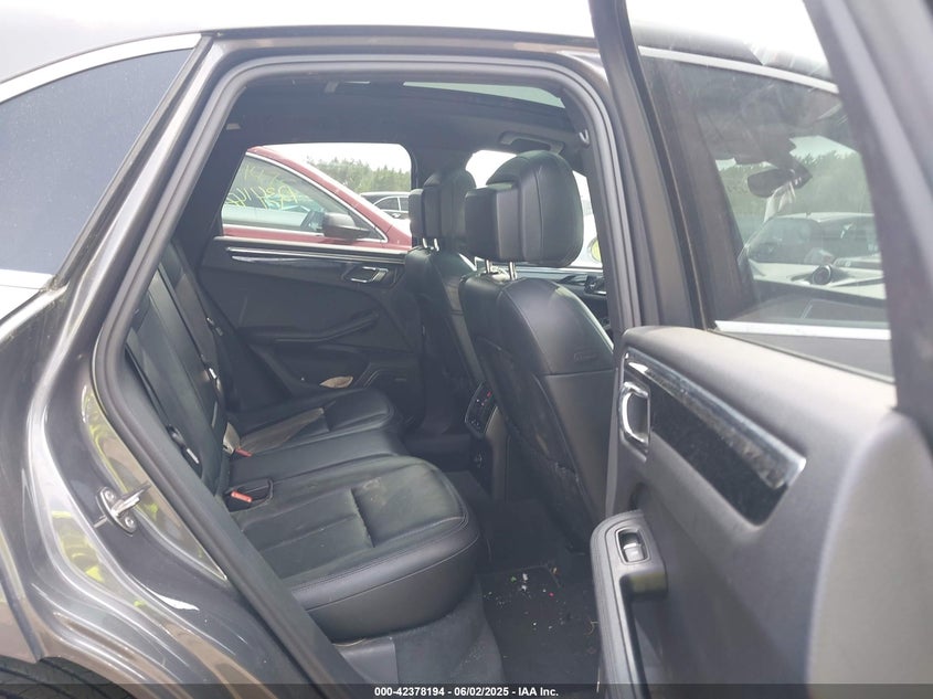 2015 PORSCHE MACAN S - WP1AB2A52FLB41503