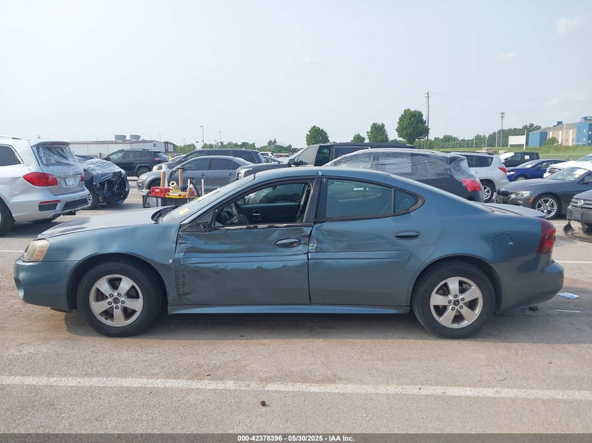 2006 Pontiac Grand Prix VIN: 2G2WP552561107656 Lot: 42378396